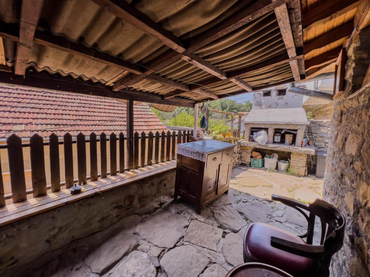 The Base- Balance Hub Hotel Veliko Tarnovo Exterior photo